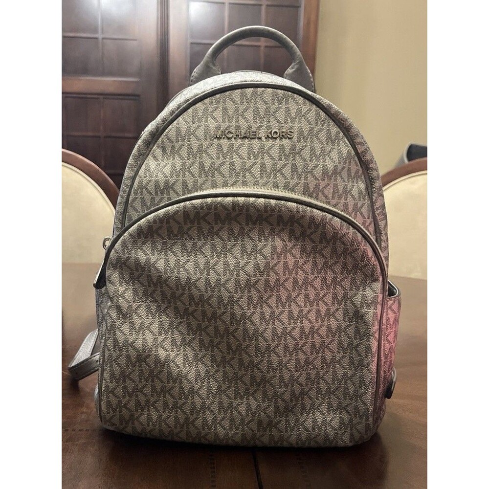 Signature Michael Kors Logo Backpack - Abbey - Medium - Gray/Silver